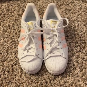 Adidas superstar size 8